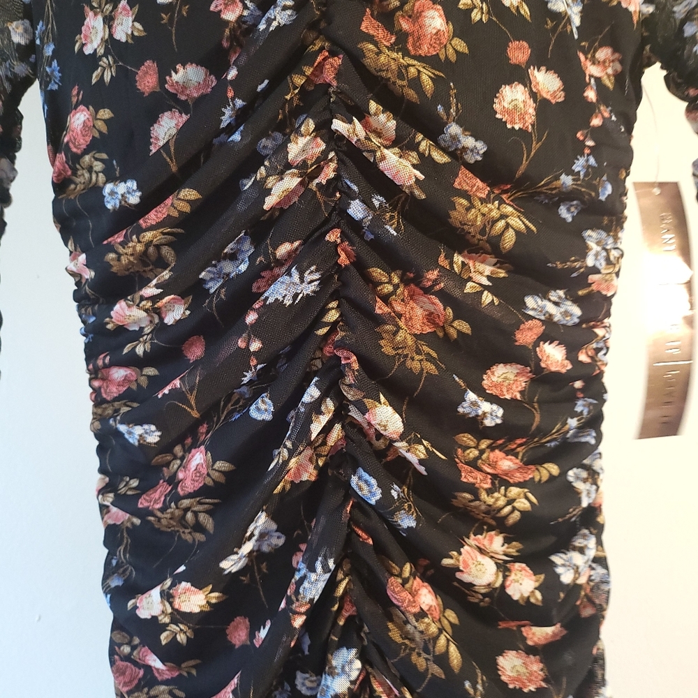 Mid Dress - Picture 5 of 7